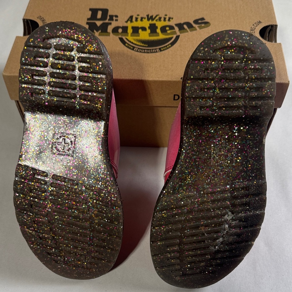 Dr. Martens Kids Dual-Tone Pink Mary Jane with sparkly sole Girls size 12 Pink - Picture 8 of 13
